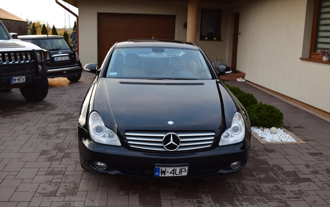 Mercedes-Benz CLS cena 56000 przebieg: 261000, rok produkcji 2007 z Warszawa małe 497
